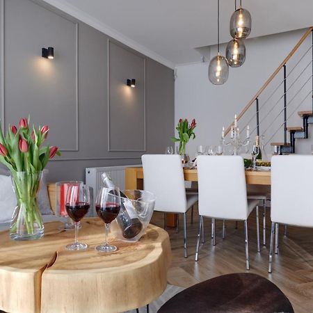 Apartament Heaven คาโตวีตเซ ภายนอก รูปภาพ