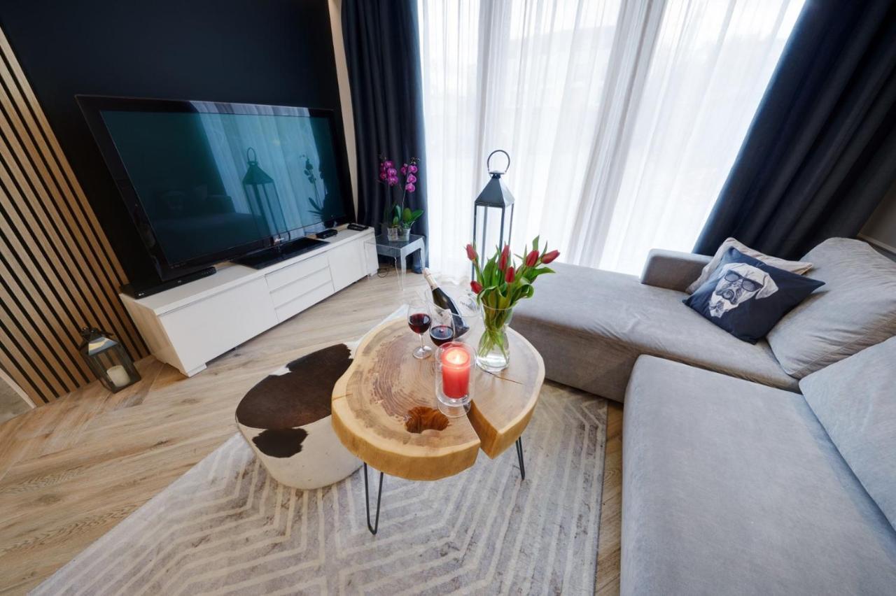 Apartament Heaven คาโตวีตเซ ภายนอก รูปภาพ