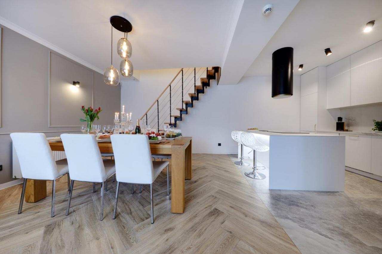 Apartament Heaven คาโตวีตเซ ภายนอก รูปภาพ